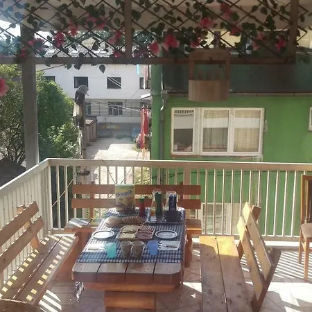 Hacienda Ilidza 게스트하우스 *